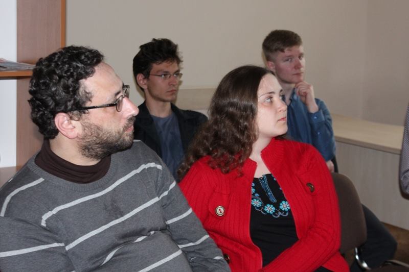 Євген Левін від ОУН та поетеса Люцина Хворост.