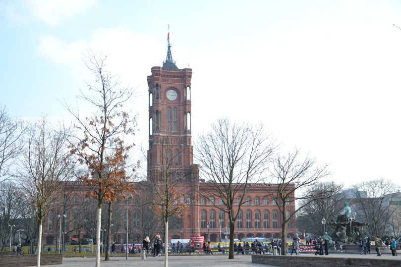 Червона ратуша. Алекзандер плац. Берлін