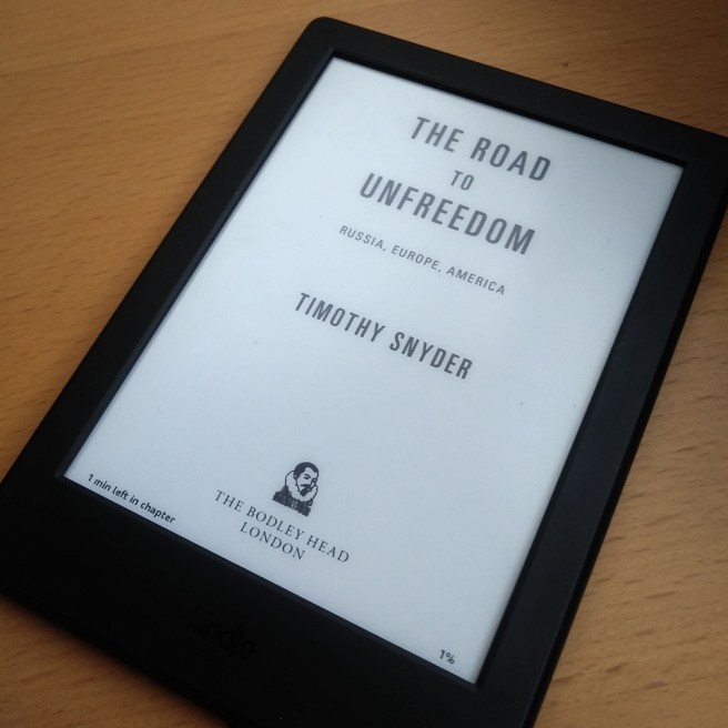 "Шлях до несвободи" Тімоті Снайдера